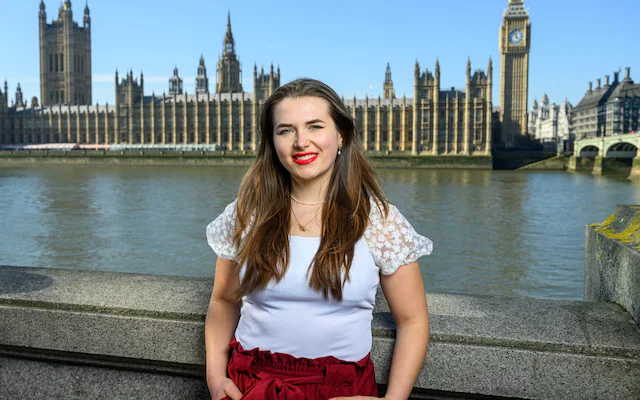 Chloe Dobbs