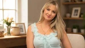 Poppy Coburn Age